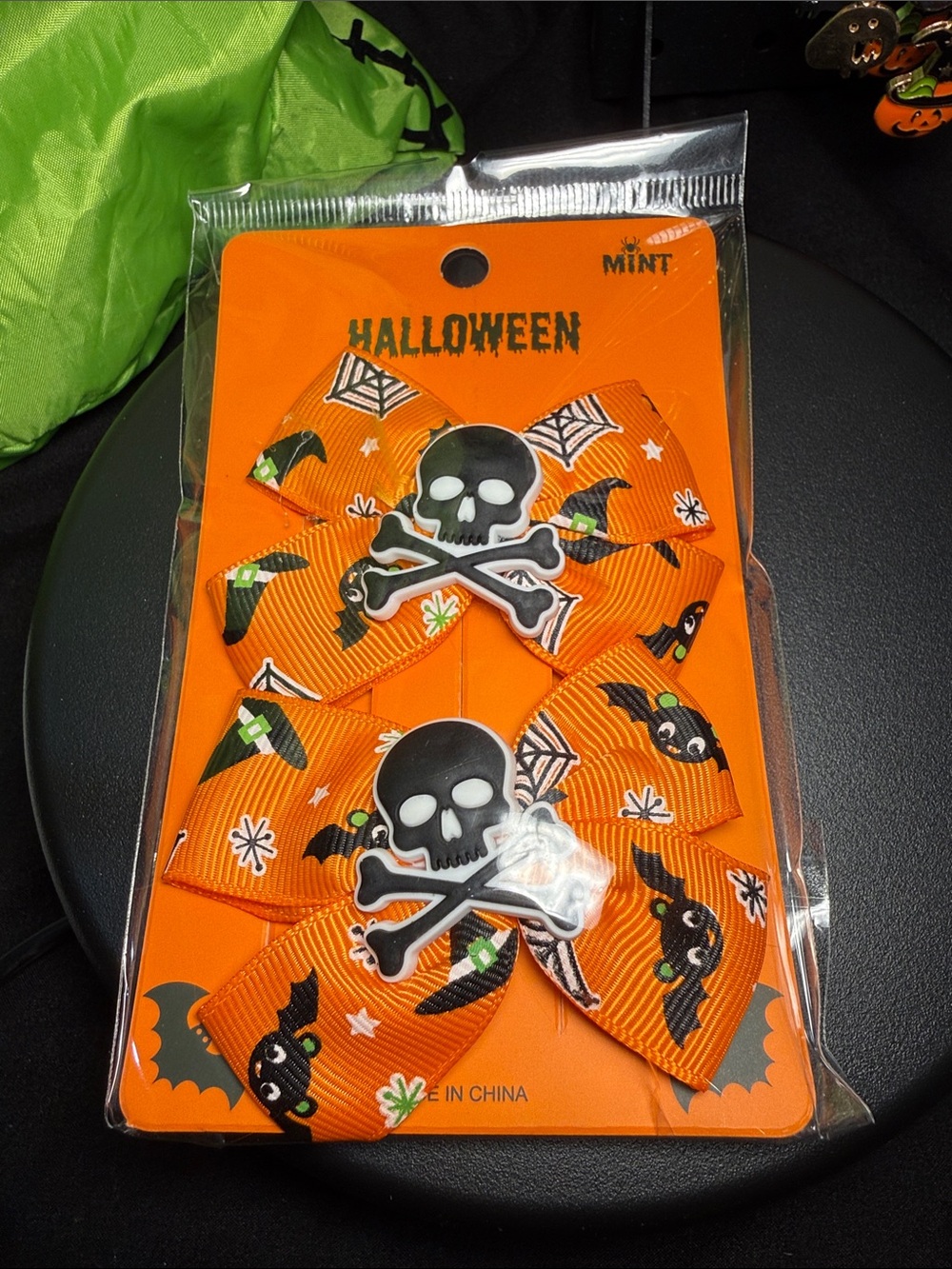 Skull hair bows